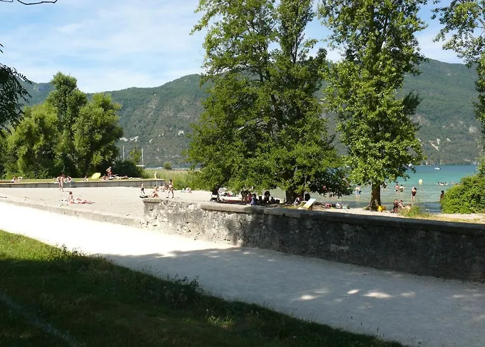 Shayton Natura アパート *